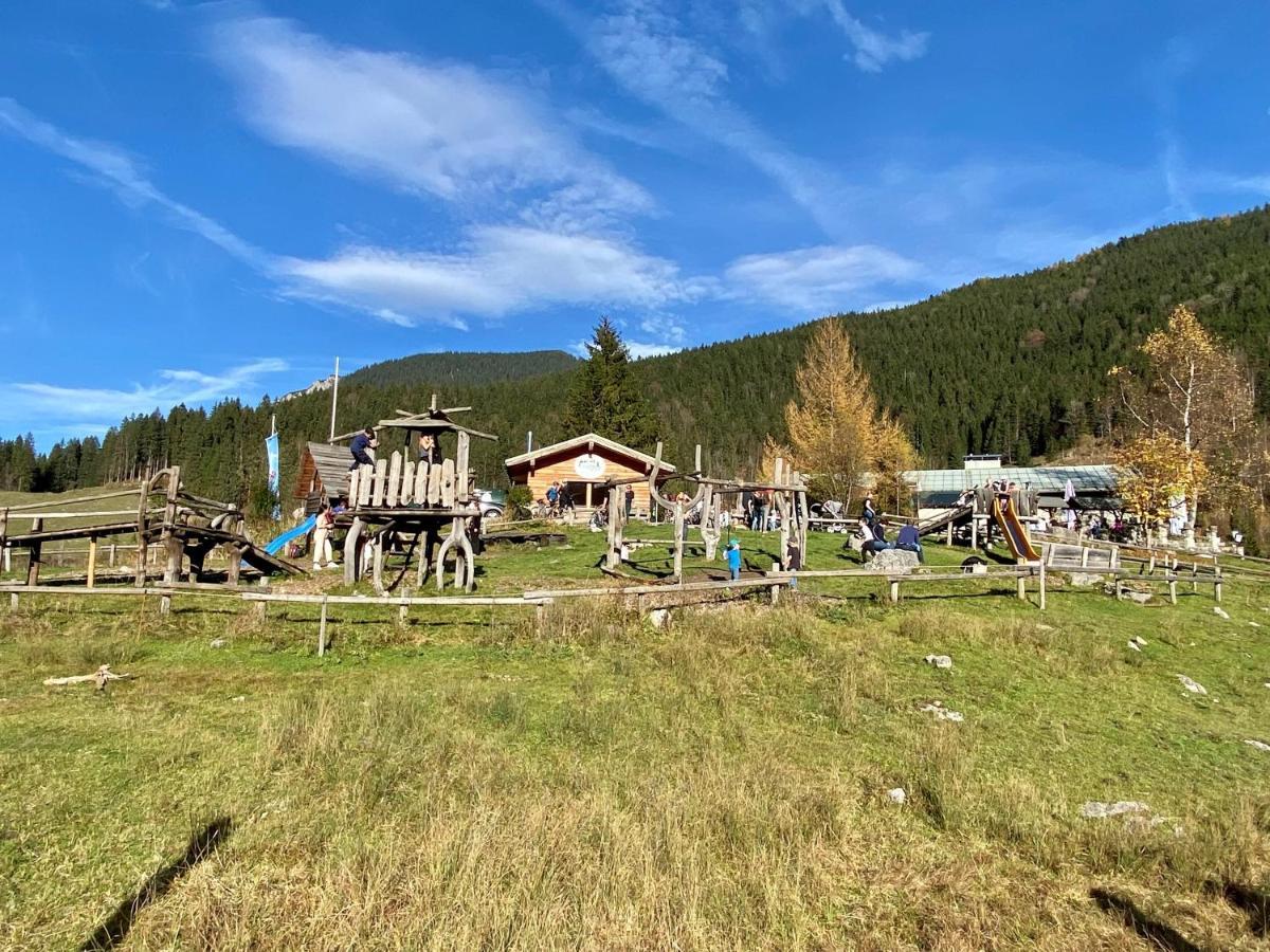 Blsv Sportcamp Direkt Am Kurvenlift Vandrerhjem Schliersee Eksteriør bilde