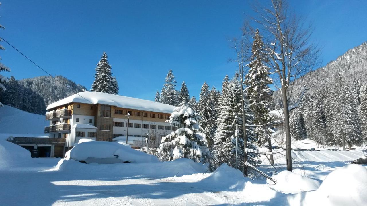Blsv Sportcamp Direkt Am Kurvenlift Vandrerhjem Schliersee Eksteriør bilde